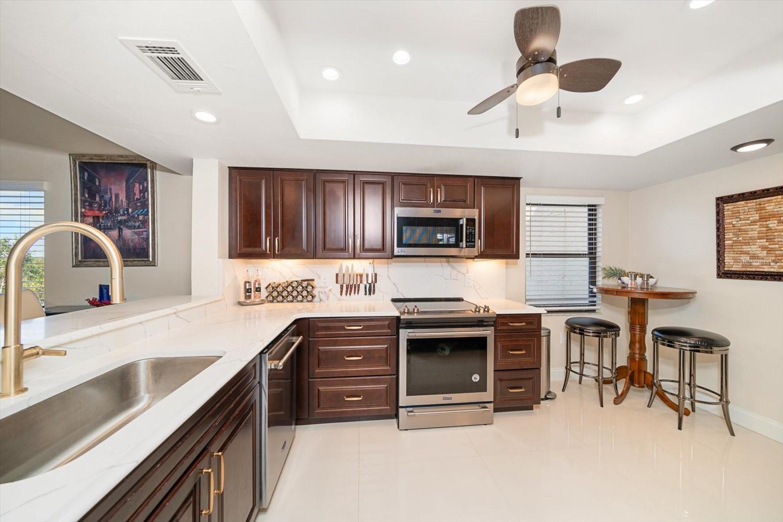 700 STARKEY RD #352, LARGO, FL, 33771