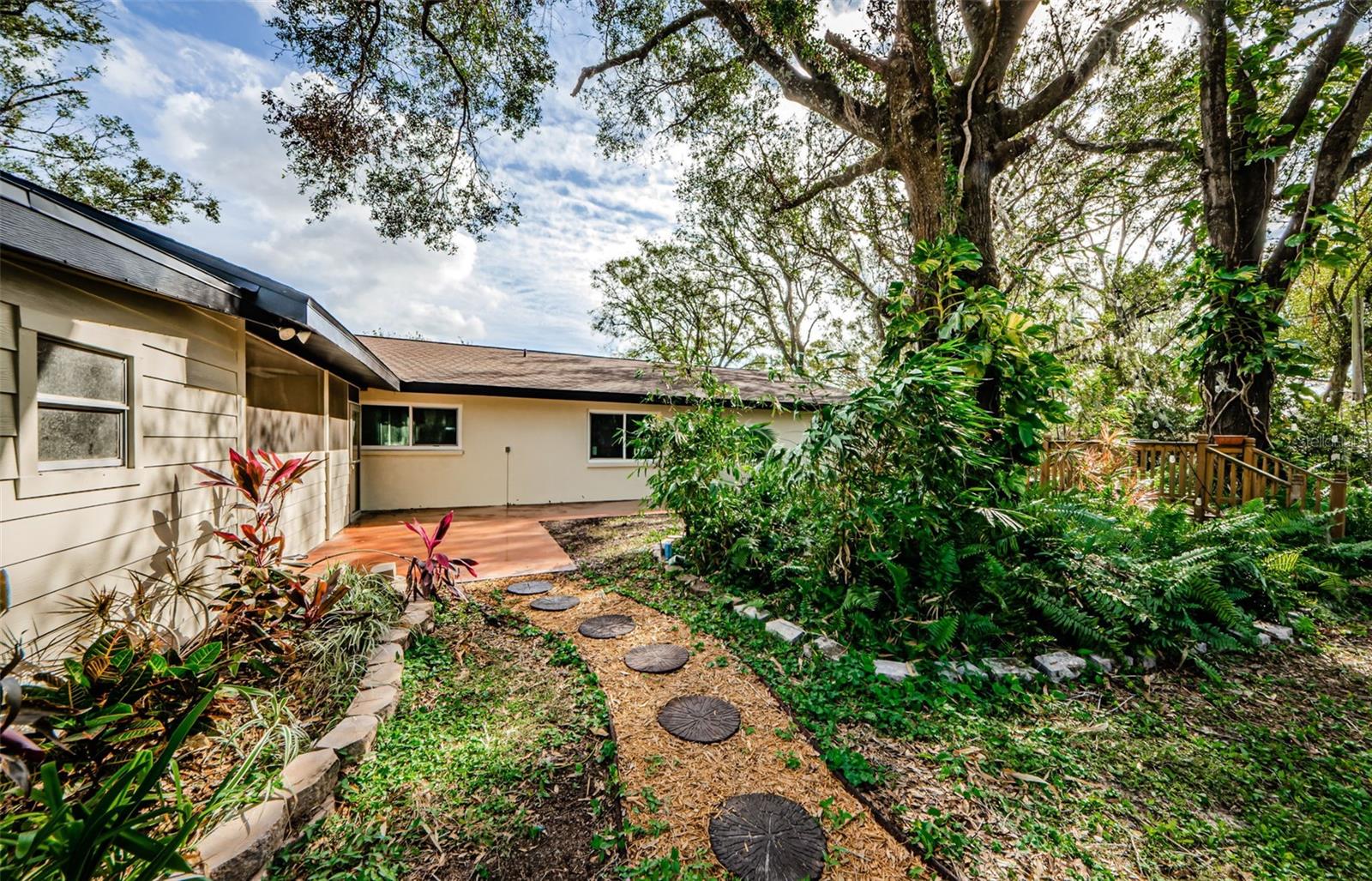 17504 MARSH RD, LUTZ, FL, 33558