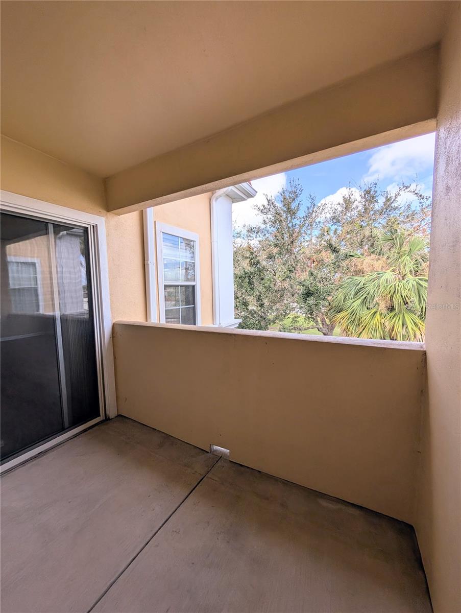 1185 VILLAGIO CIR #207, SARASOTA, FL, 34237