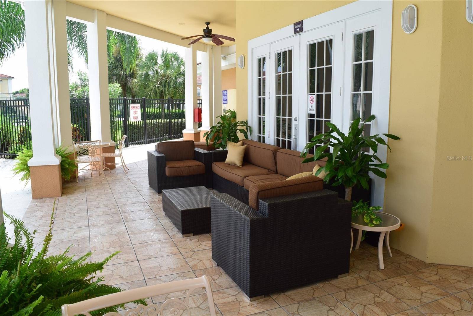 1185 VILLAGIO CIR #207, SARASOTA, FL, 34237