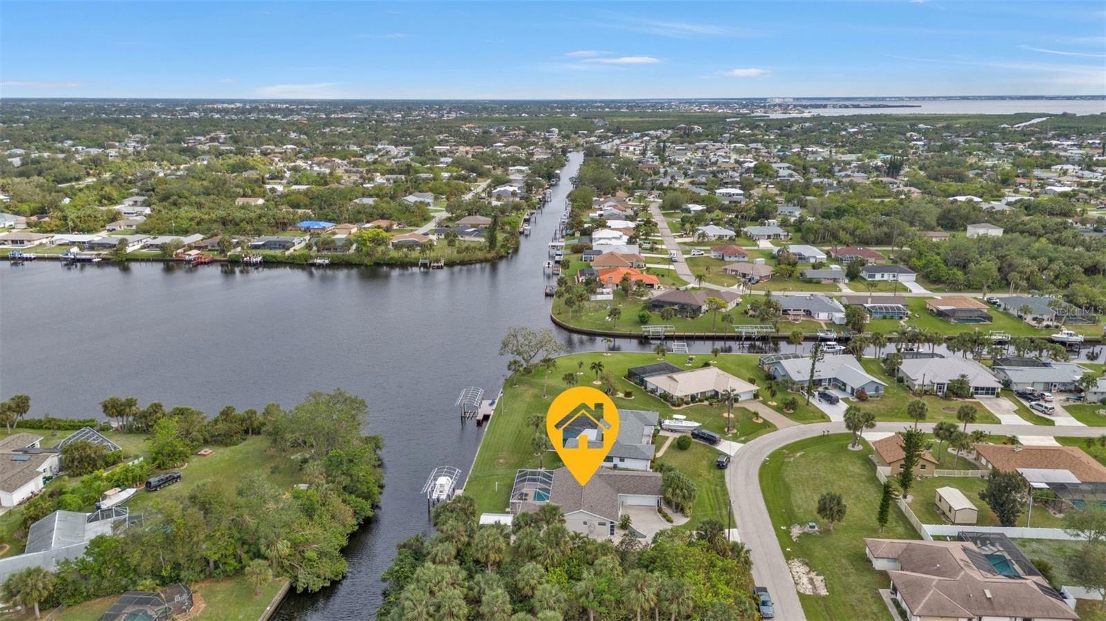 18368 DRIGGERS AVE, PORT CHARLOTTE, FL, 33948