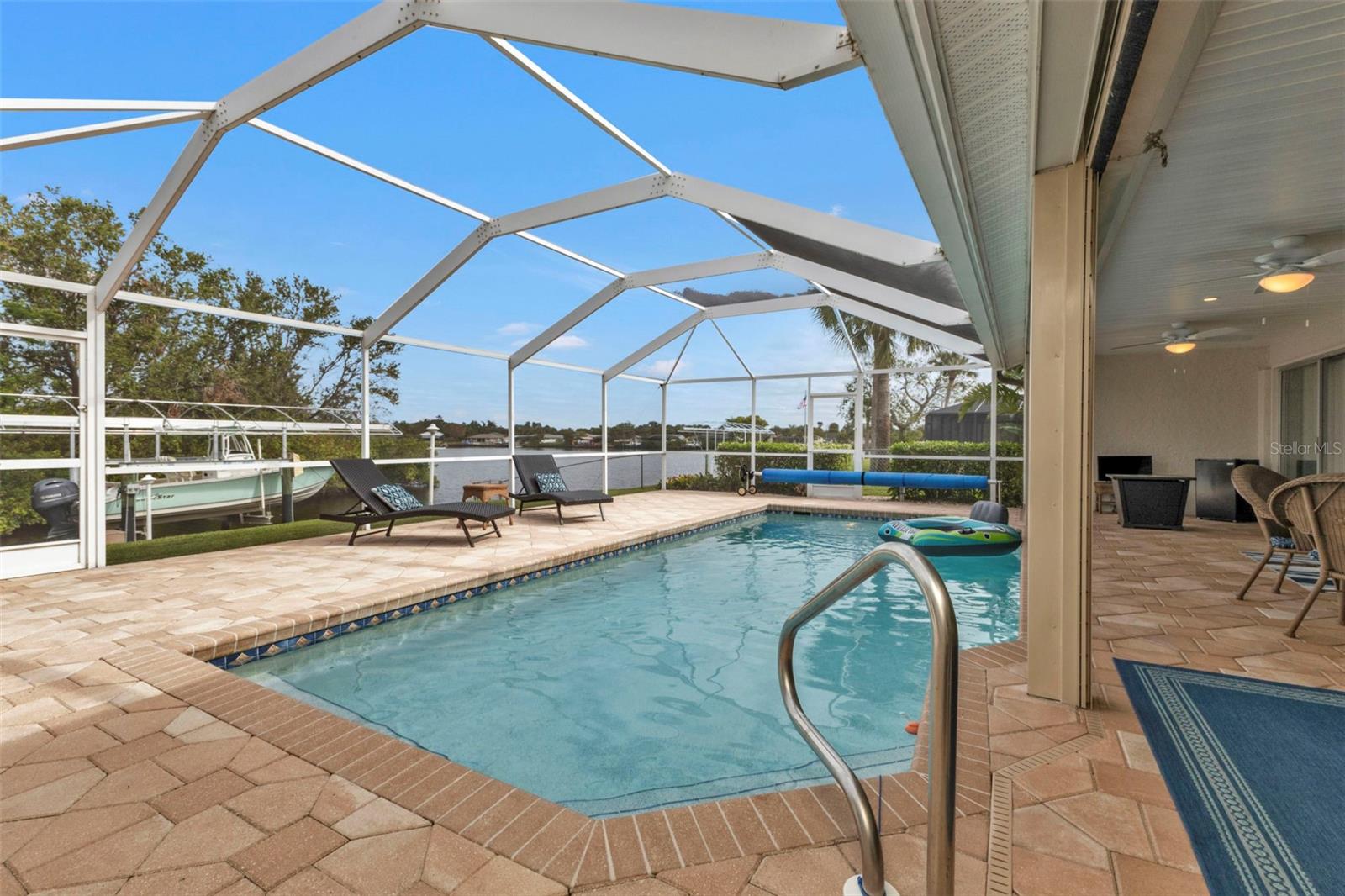 18368 DRIGGERS AVE, PORT CHARLOTTE, FL, 33948