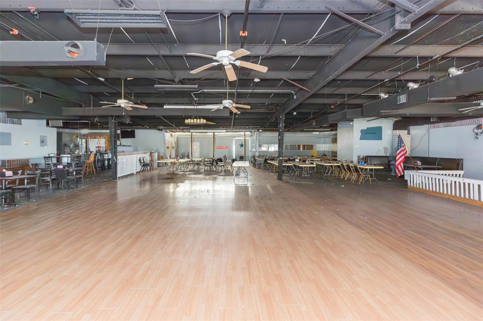 4024 PAUL S. BUCHMAN HWY, ZEPHYRHILLS, FL, 33542