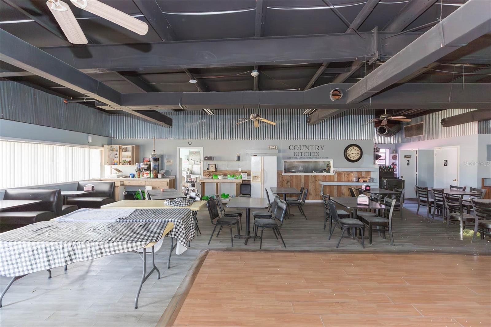 4024 PAUL S. BUCHMAN HWY, ZEPHYRHILLS, FL, 33542