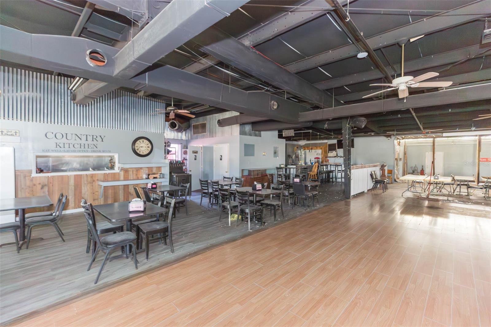 4024 PAUL S. BUCHMAN HWY, ZEPHYRHILLS, FL, 33542