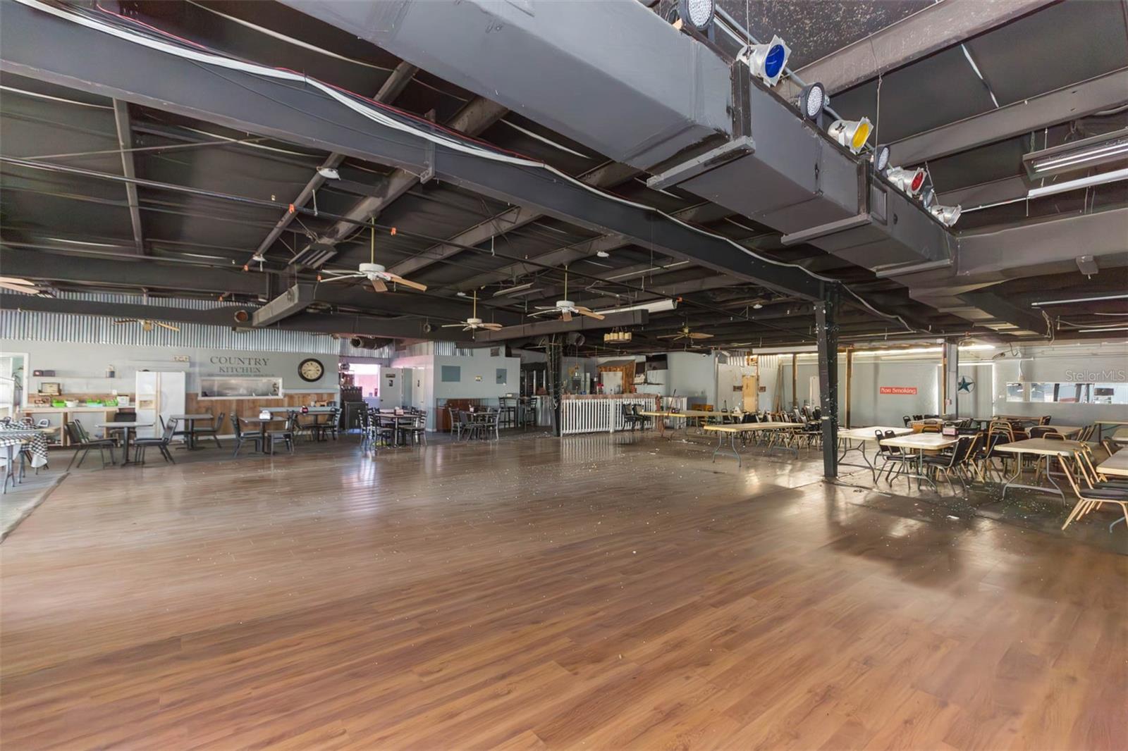 4024 PAUL S. BUCHMAN HWY, ZEPHYRHILLS, FL, 33542