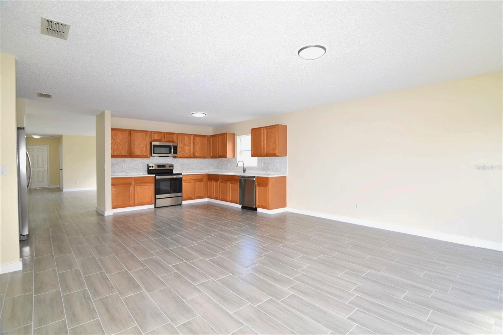 3289 AMBERLEY PARK CIR, KISSIMMEE, FL, 34743