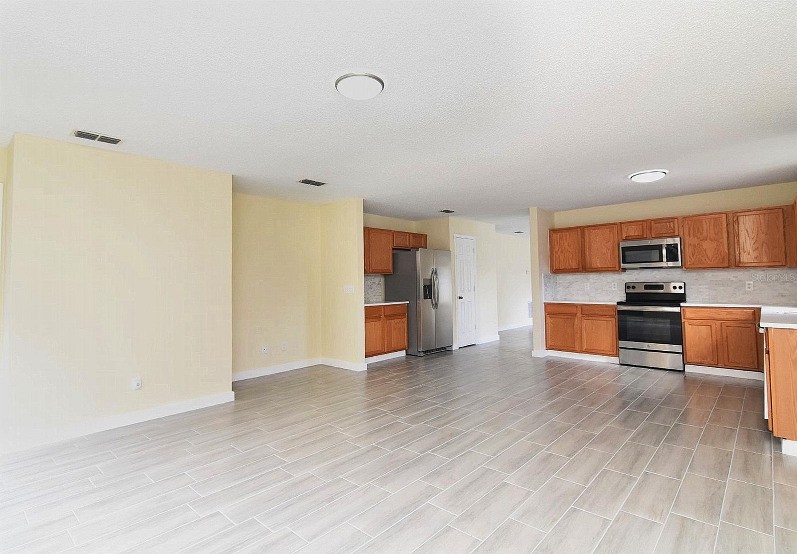 3289 AMBERLEY PARK CIR, KISSIMMEE, FL, 34743