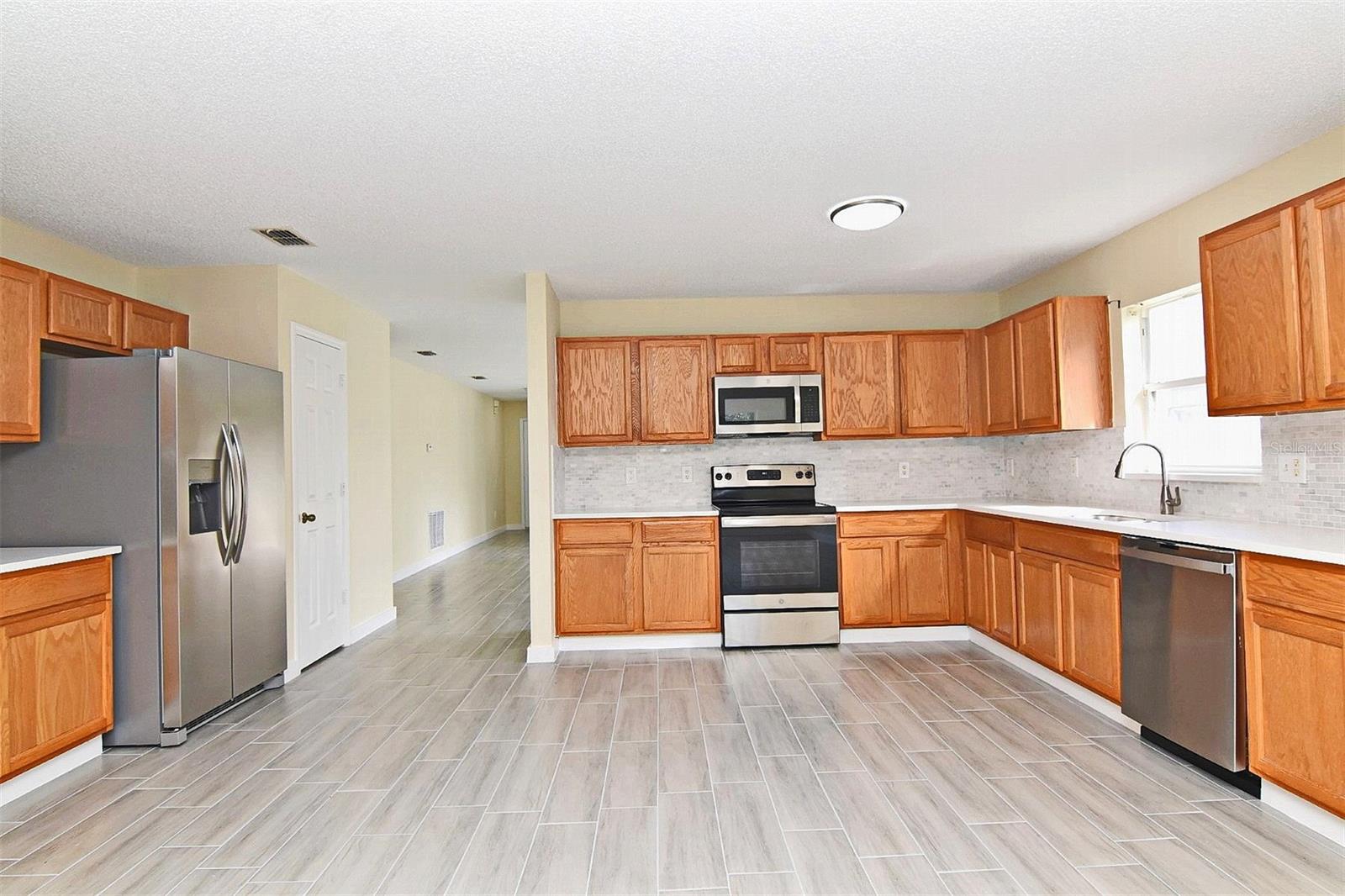 3289 AMBERLEY PARK CIR, KISSIMMEE, FL, 34743