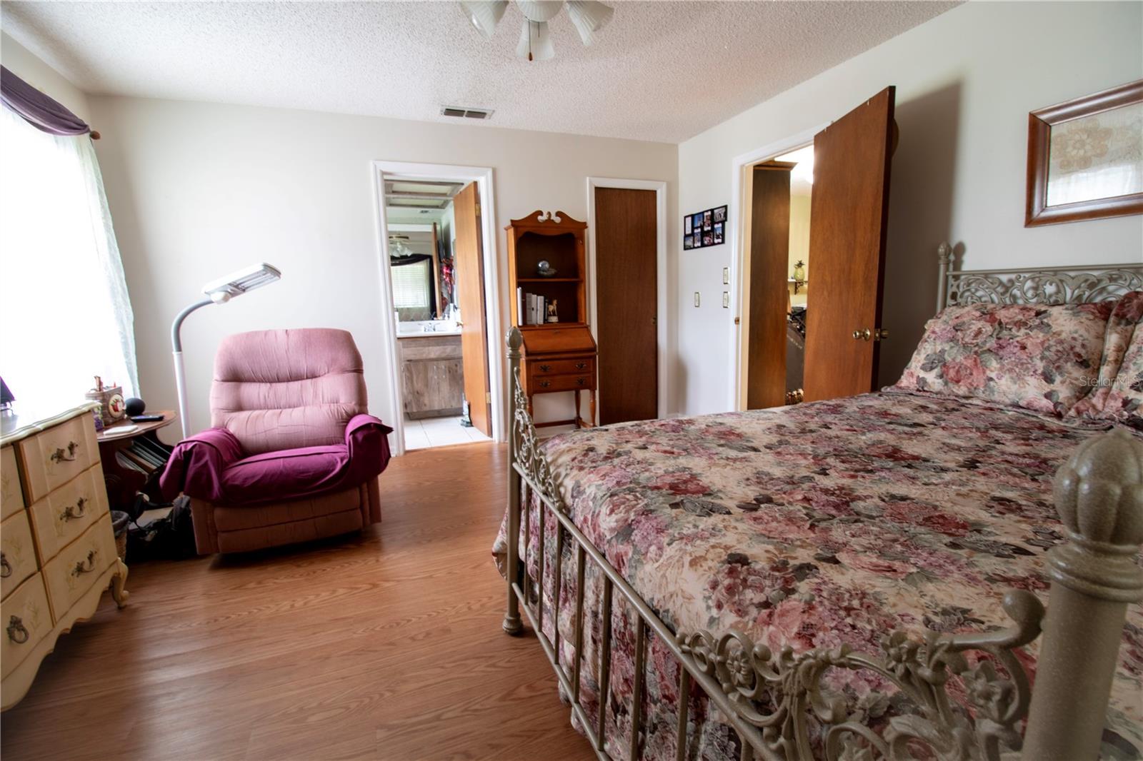 11701 SE 84TH TER, BELLEVIEW, FL, 34420