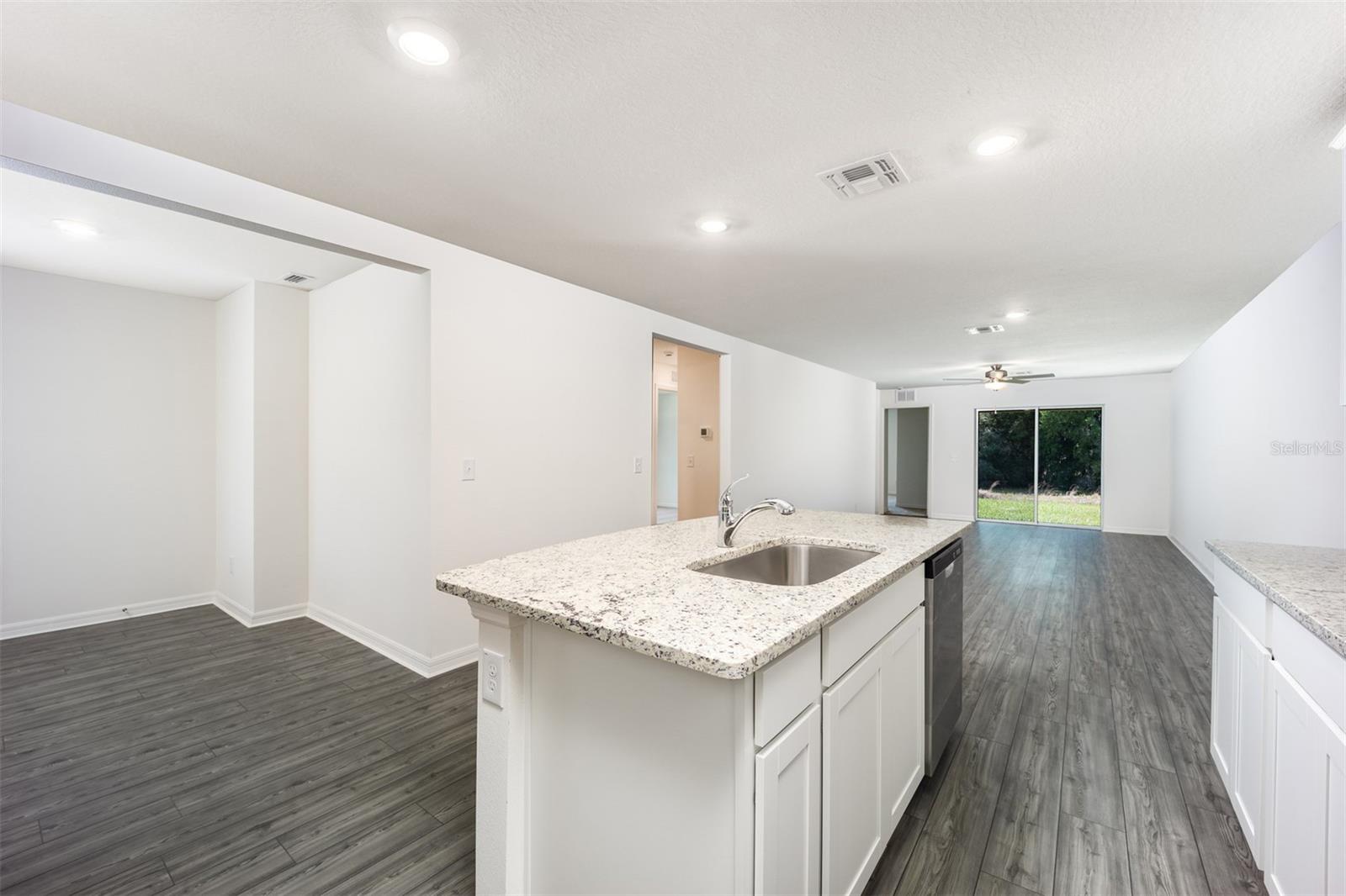 3220 SEVILLE ST, LAKE ALFRED, FL, 33850
