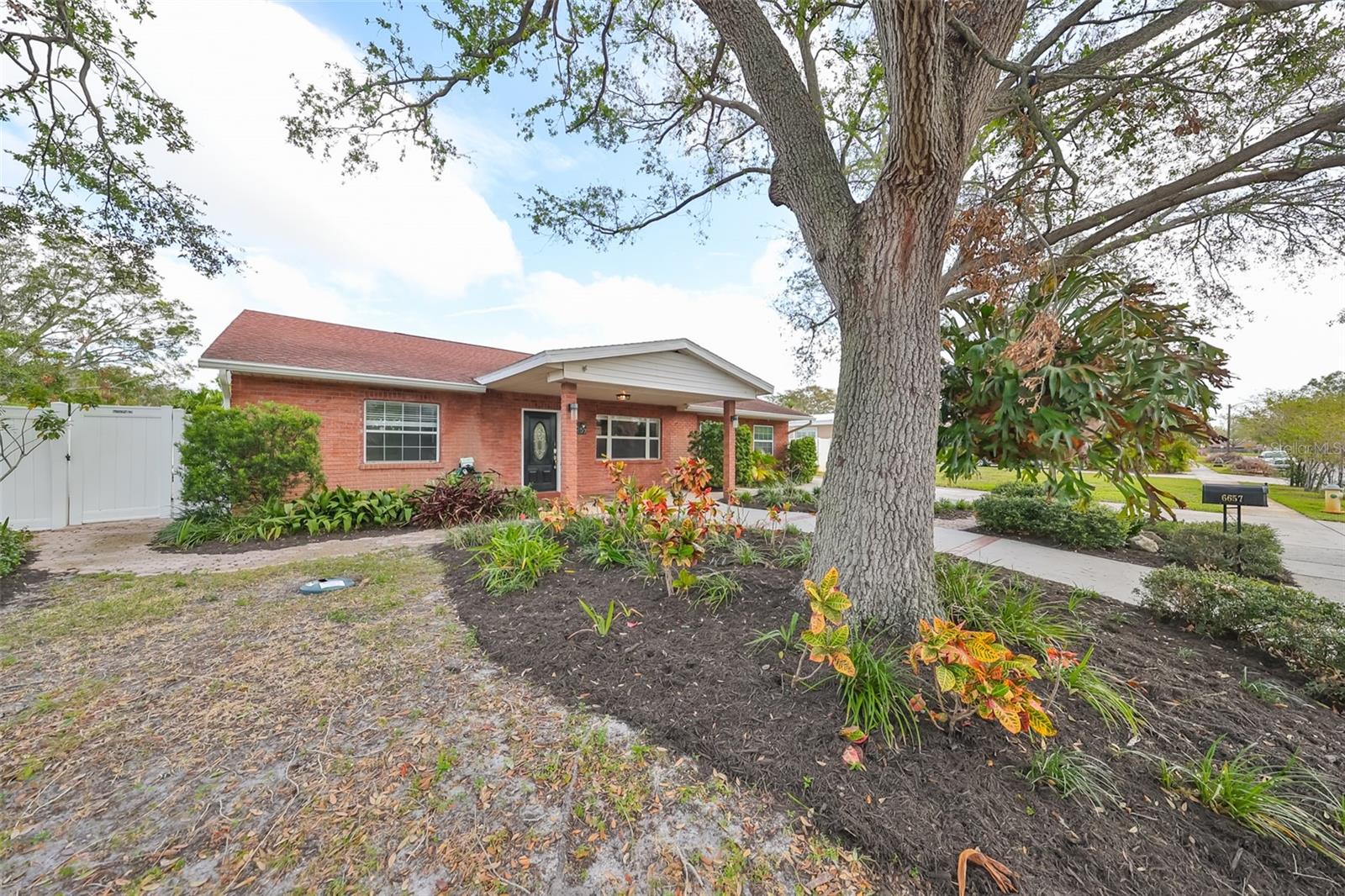 6657 BOUGAINVILLA AVE S, ST PETERSBURG, FL, 33707