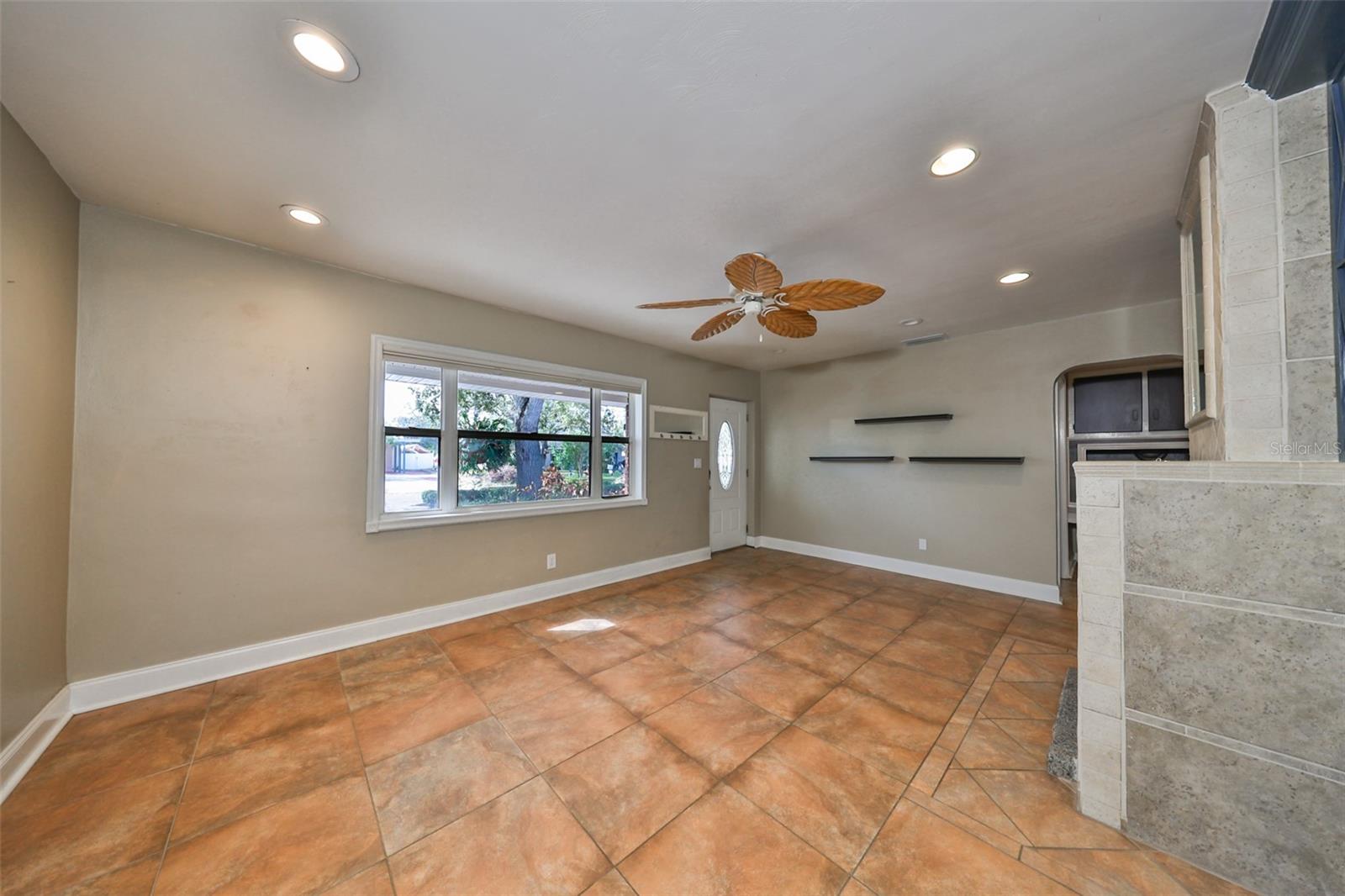 6657 BOUGAINVILLA AVE S, ST PETERSBURG, FL, 33707
