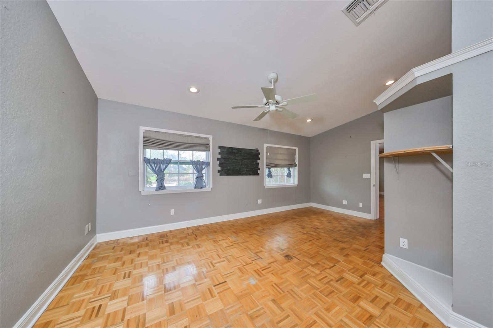 6657 BOUGAINVILLA AVE S, ST PETERSBURG, FL, 33707