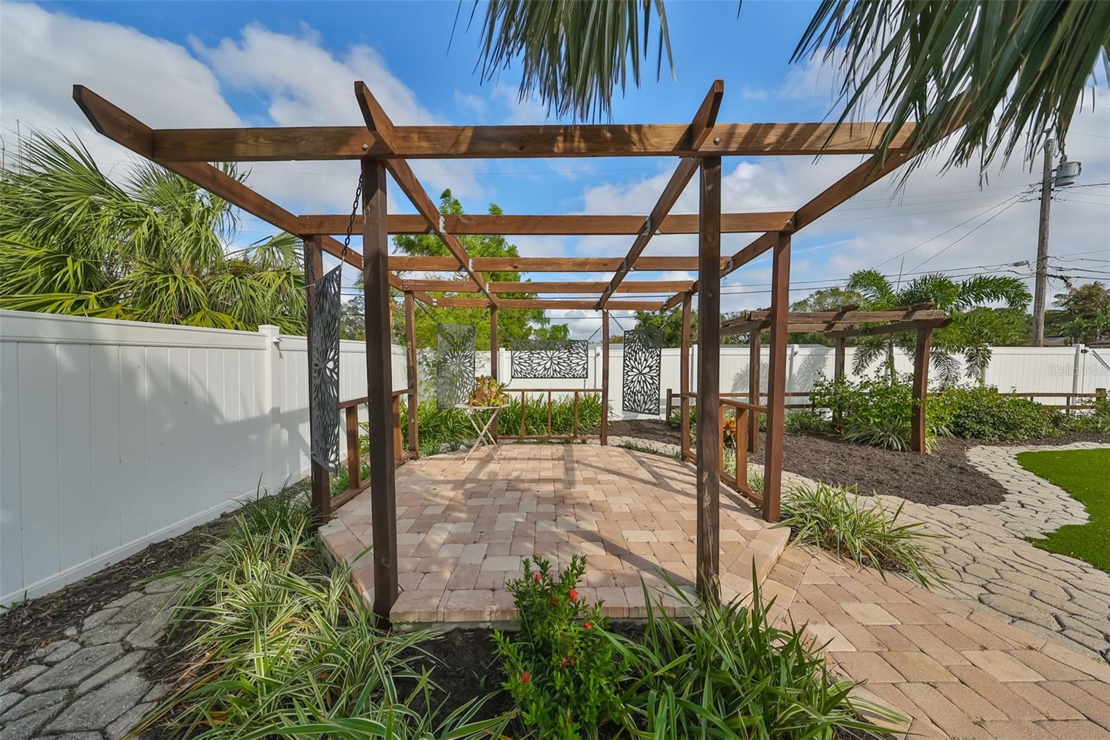 6657 BOUGAINVILLA AVE S, ST PETERSBURG, FL, 33707
