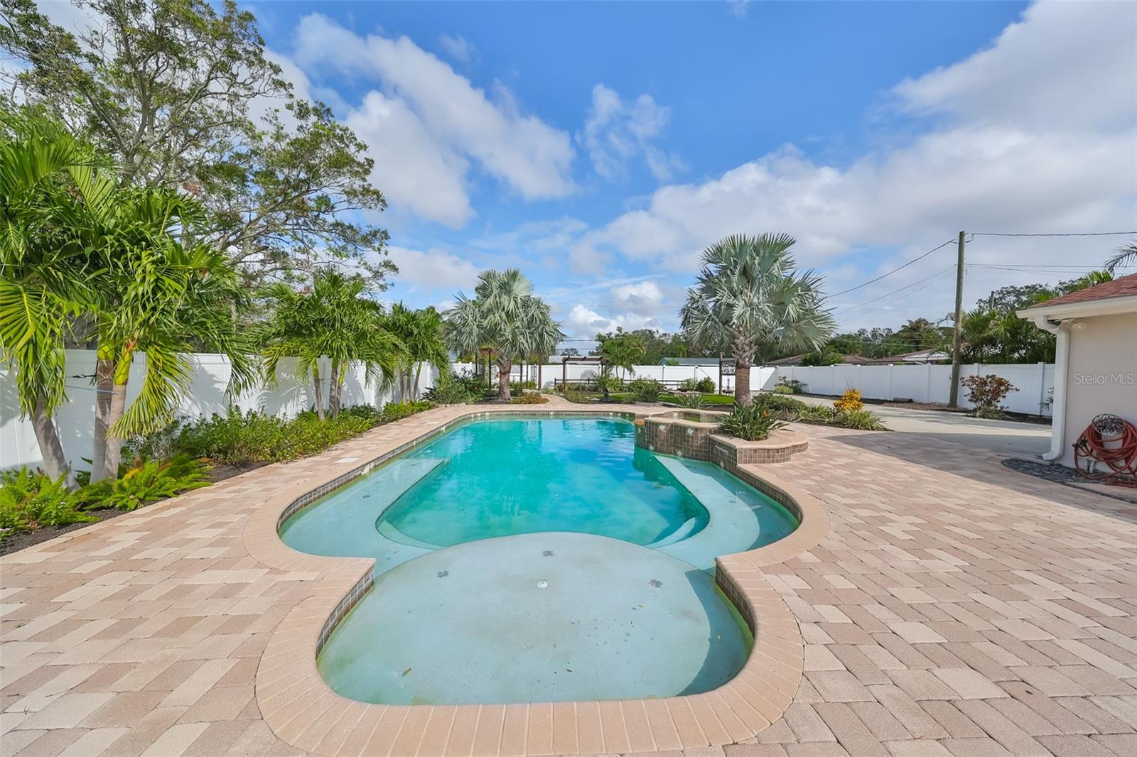 6657 BOUGAINVILLA AVE S, ST PETERSBURG, FL, 33707