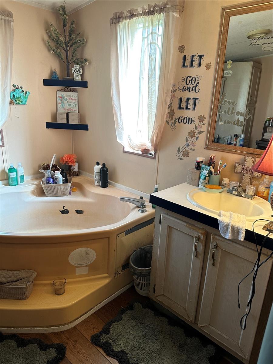7985 WALKER LAKE RD, BARTOW, FL, 33830