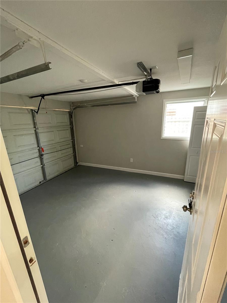 8373 76TH AVE, SEMINOLE, FL, 33777