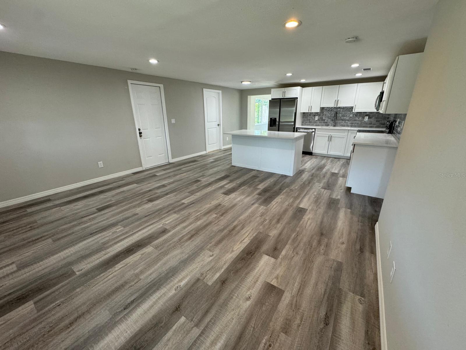 8373 76TH AVE, SEMINOLE, FL, 33777