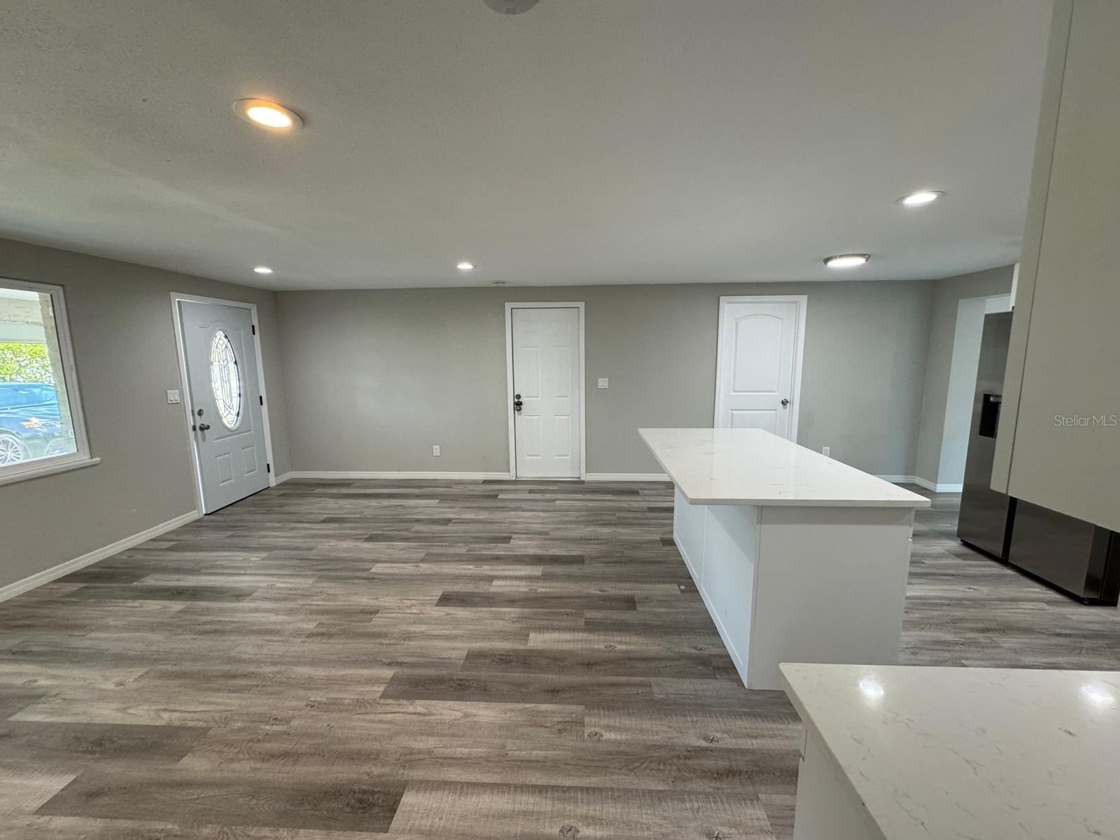 8373 76TH AVE, SEMINOLE, FL, 33777