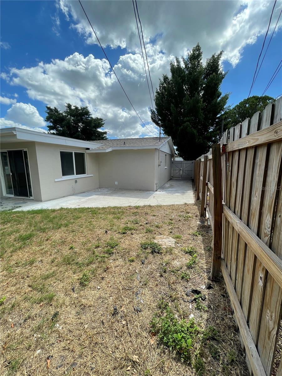 8373 76TH AVE, SEMINOLE, FL, 33777