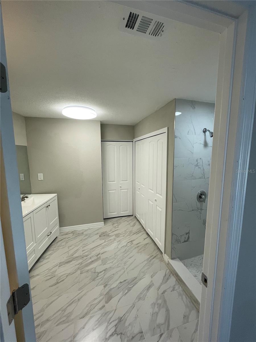 8373 76TH AVE, SEMINOLE, FL, 33777