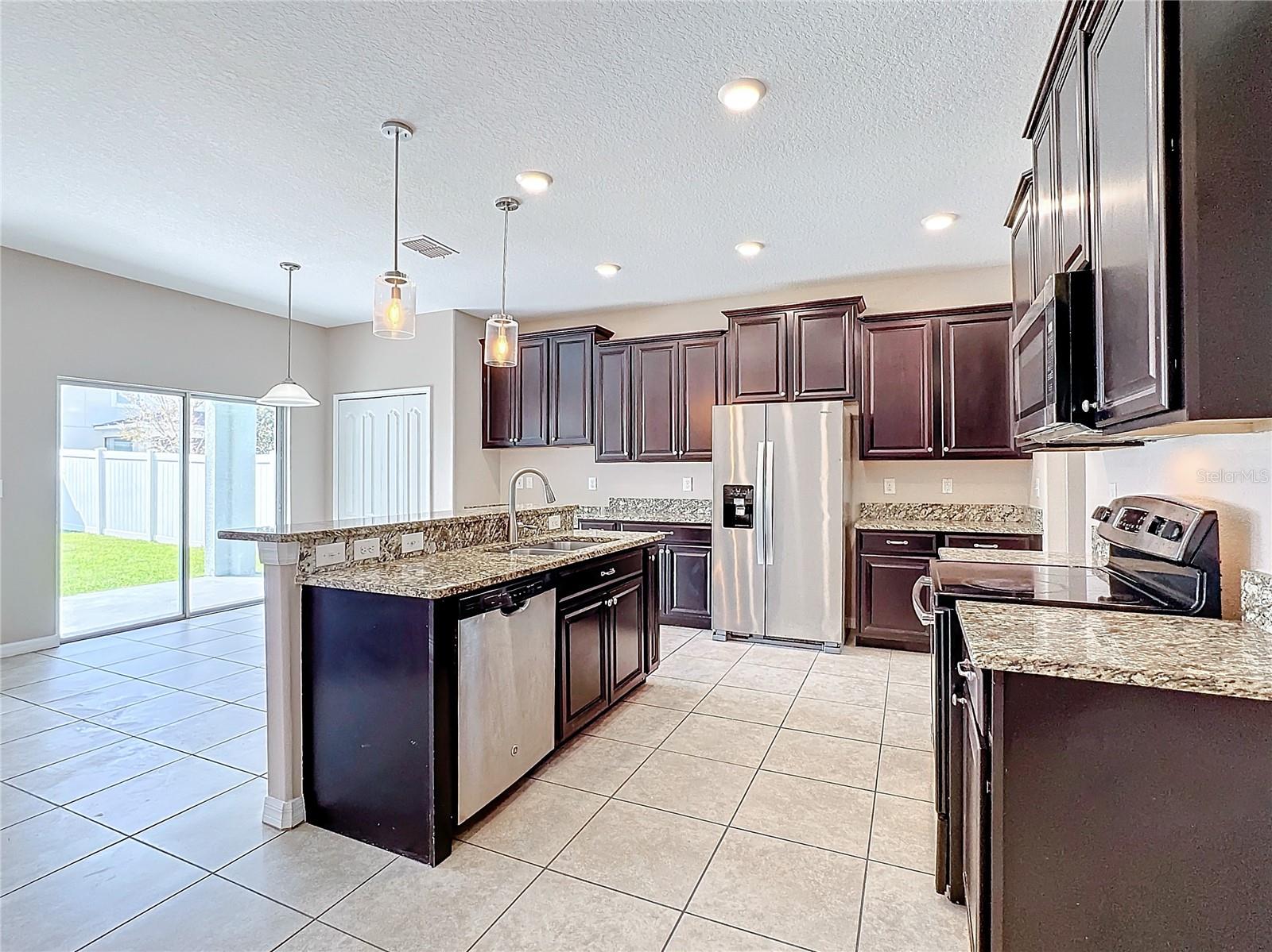 12403 BALLENTRAE FOREST DR, RIVERVIEW, FL, 33579