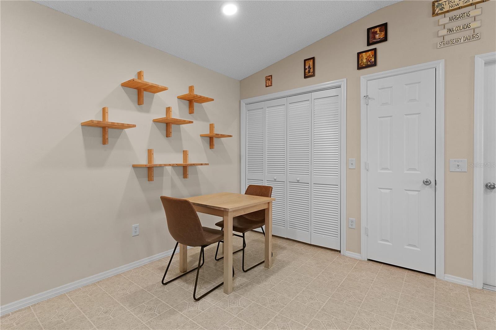 276 VARNVILLE WAY, THE VILLAGES, FL, 32162