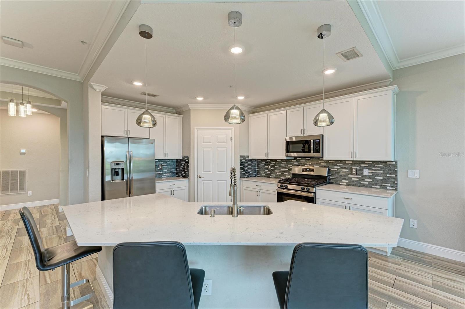 7374 DIVOT LOOP, BRADENTON, FL, 34202