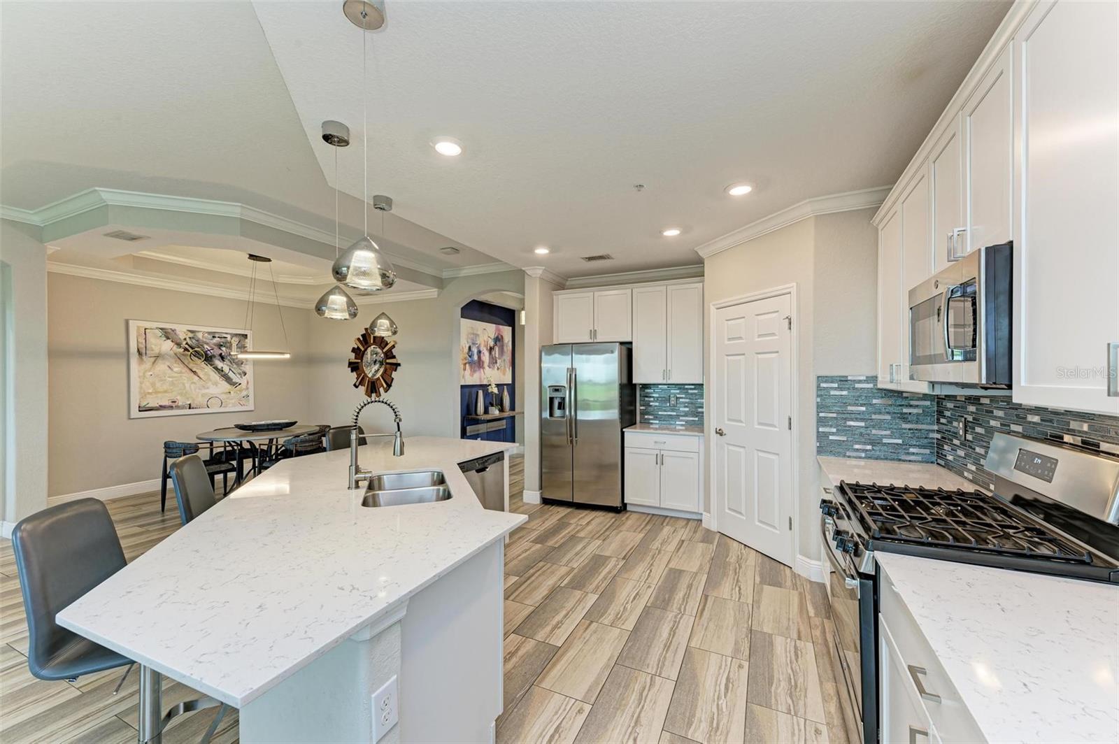7374 DIVOT LOOP, BRADENTON, FL, 34202