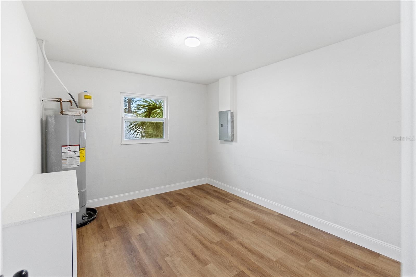 601 SHERIDAN DR, VENICE, FL, 34293