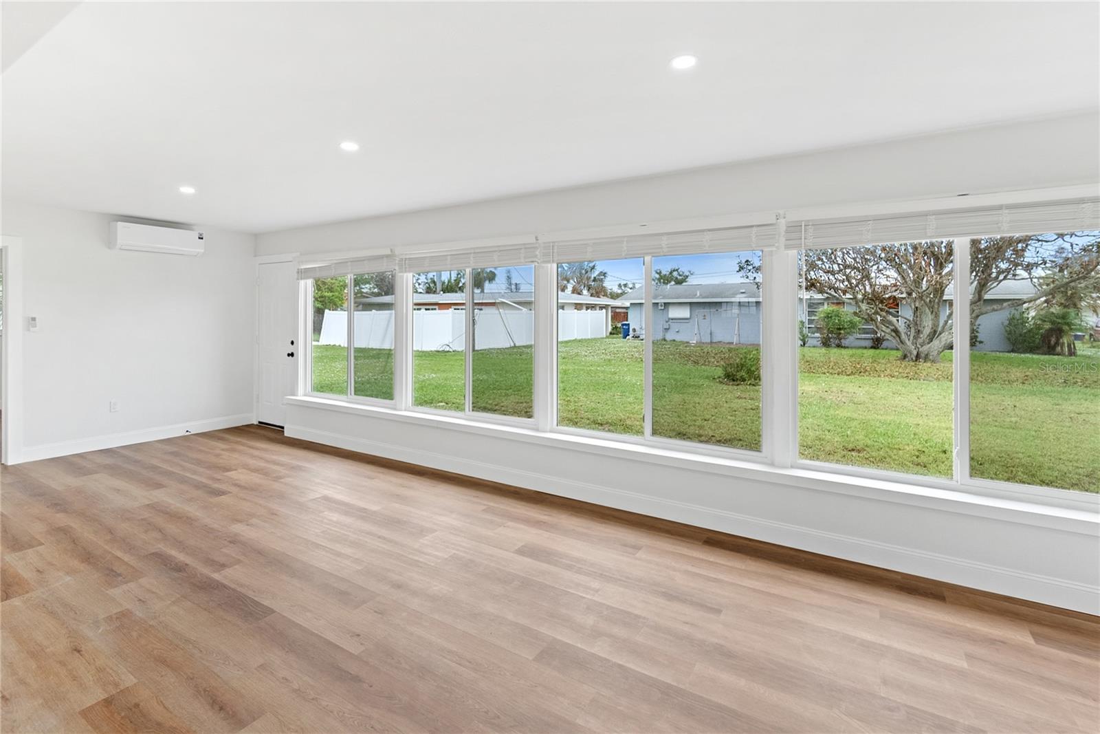601 SHERIDAN DR, VENICE, FL, 34293
