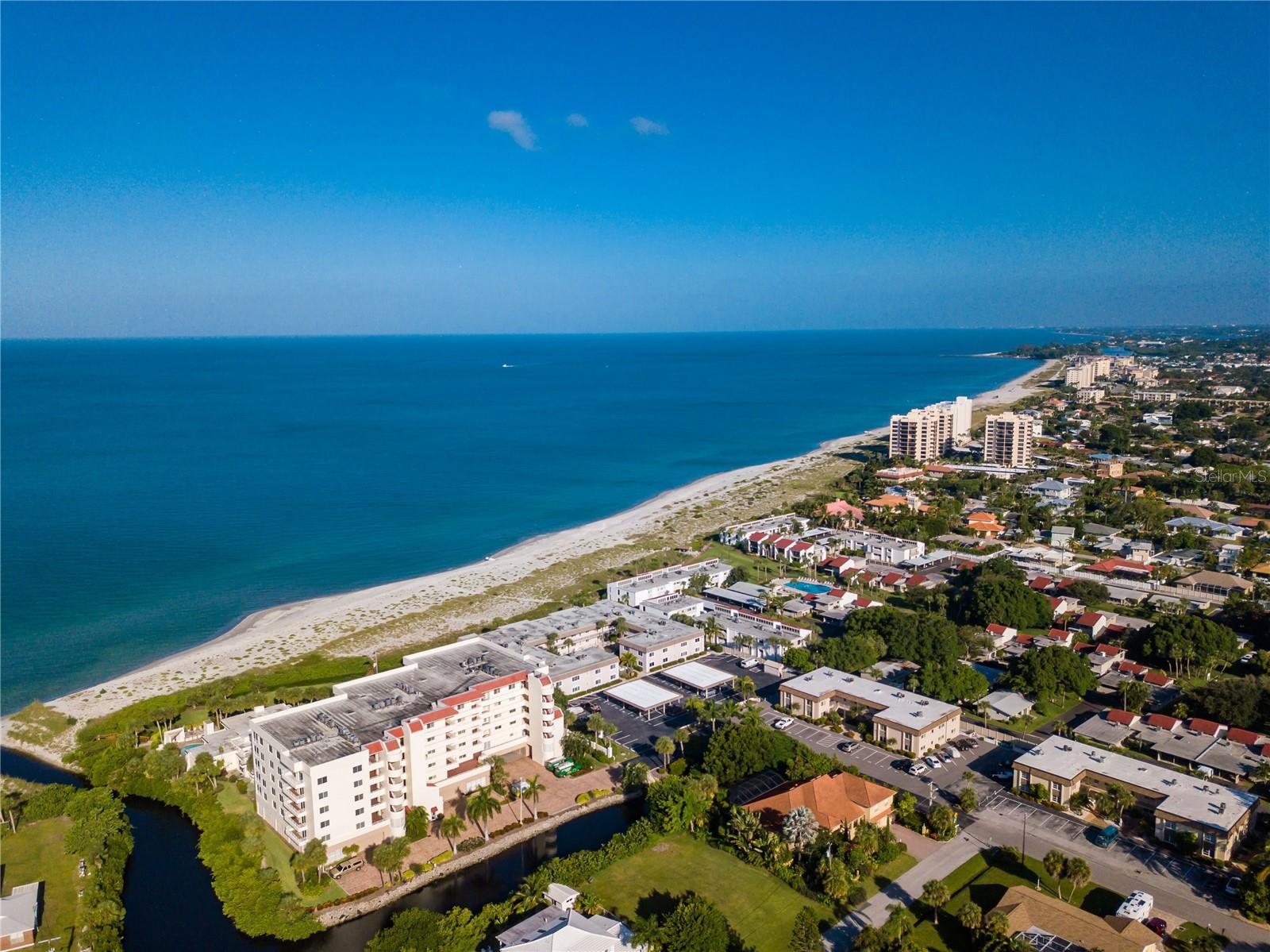 601 SHERIDAN DR, VENICE, FL, 34293
