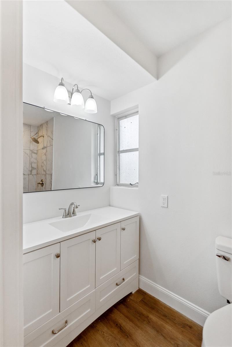 601 SHERIDAN DR, VENICE, FL, 34293