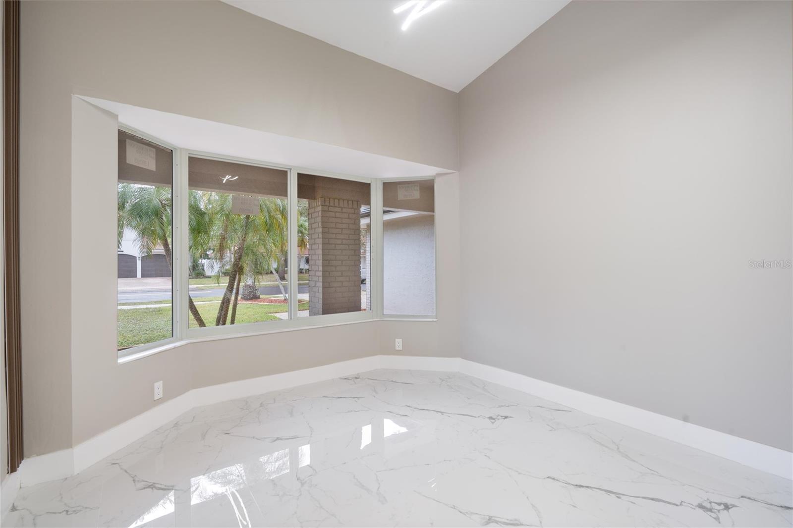 10460 SW 16TH PL, DAVIE, FL, 33324