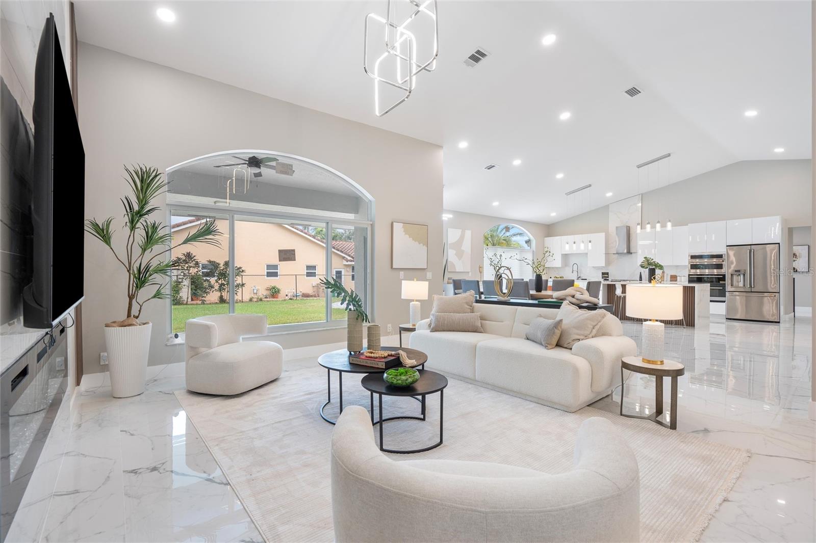 10460 SW 16TH PL, DAVIE, FL, 33324