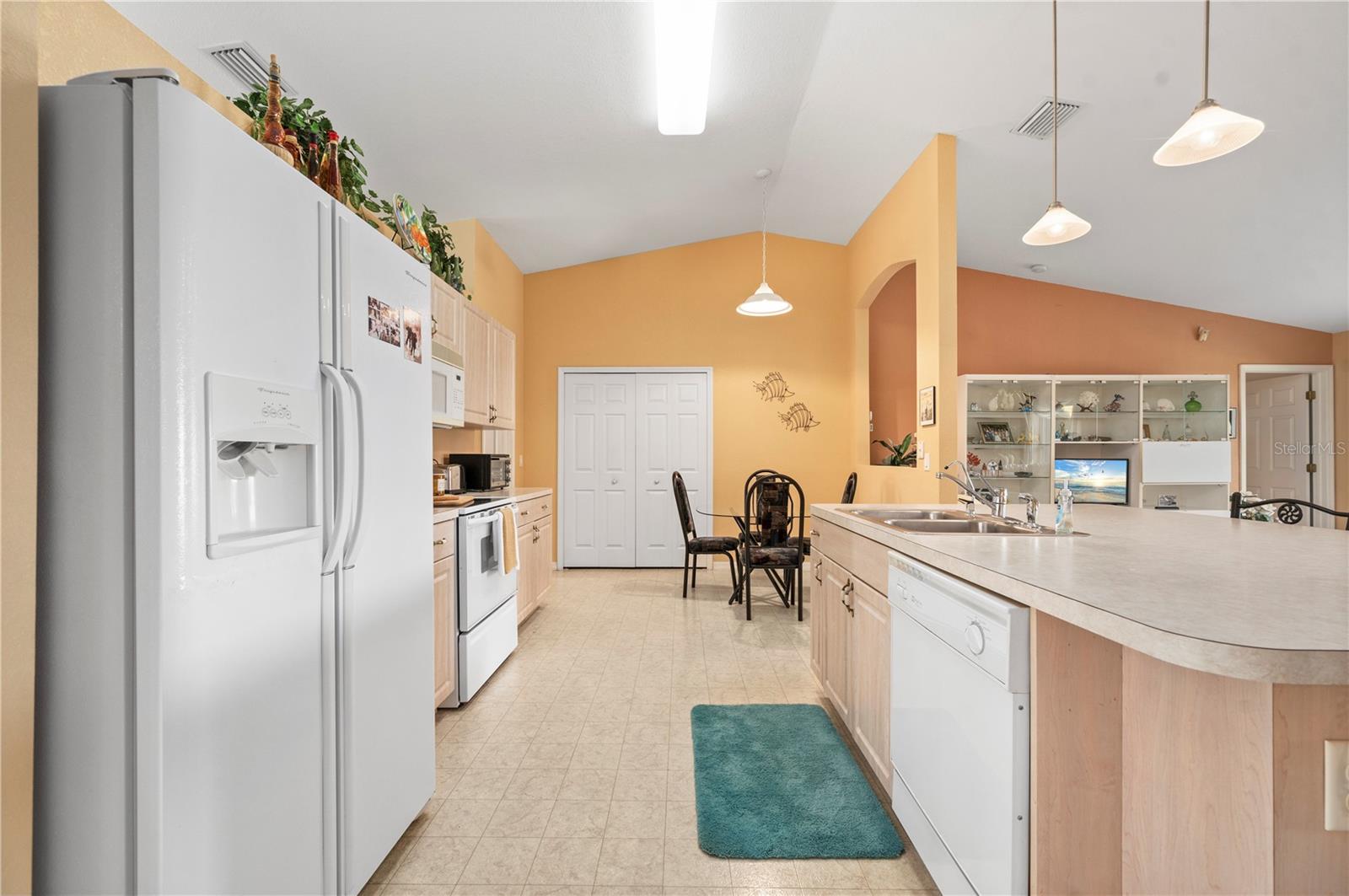 4219 EASTLAKE CT, PORT CHARLOTTE, FL, 33948