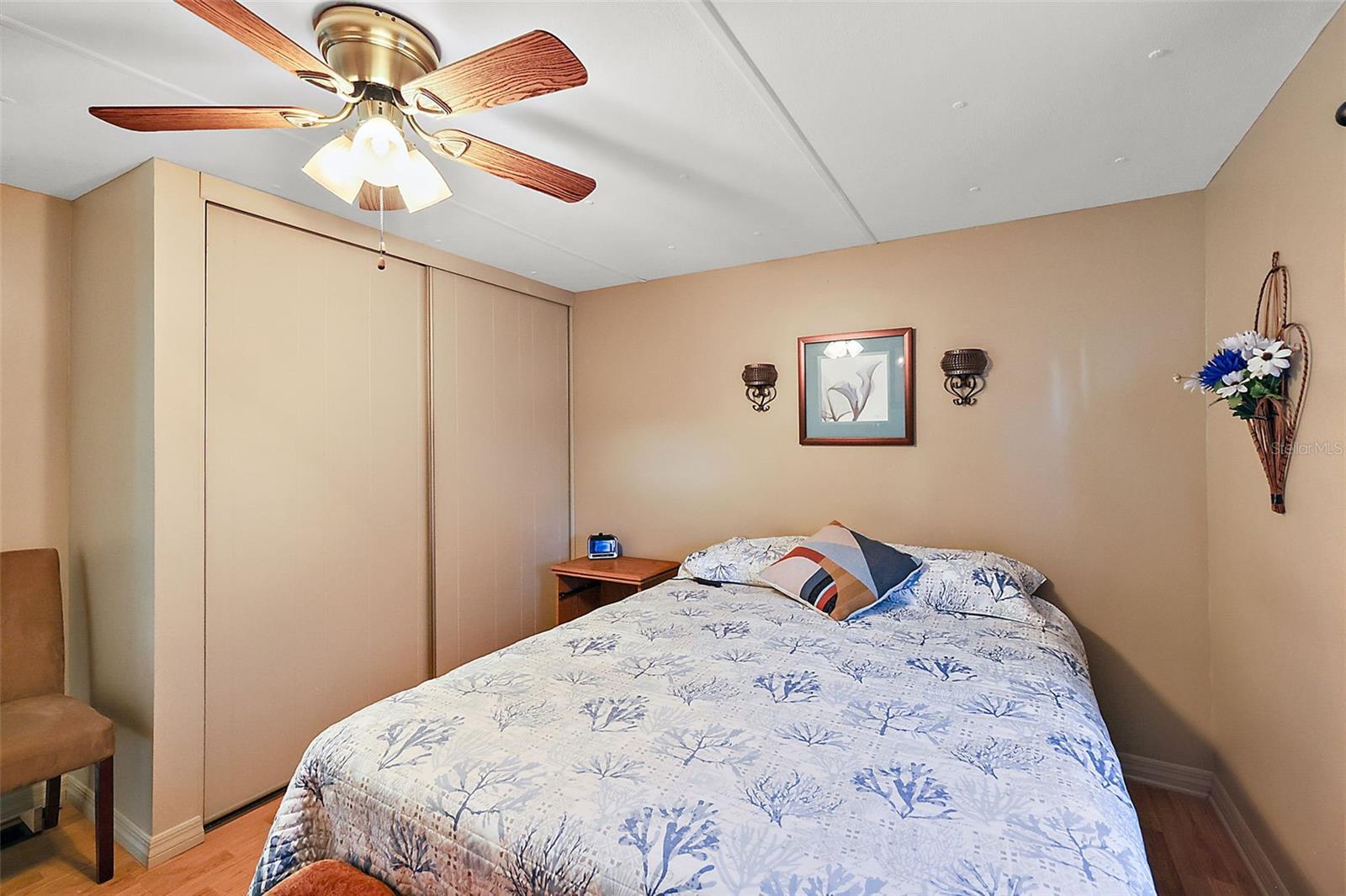 813 ROYAL PALM AVE, THE VILLAGES, FL, 32159