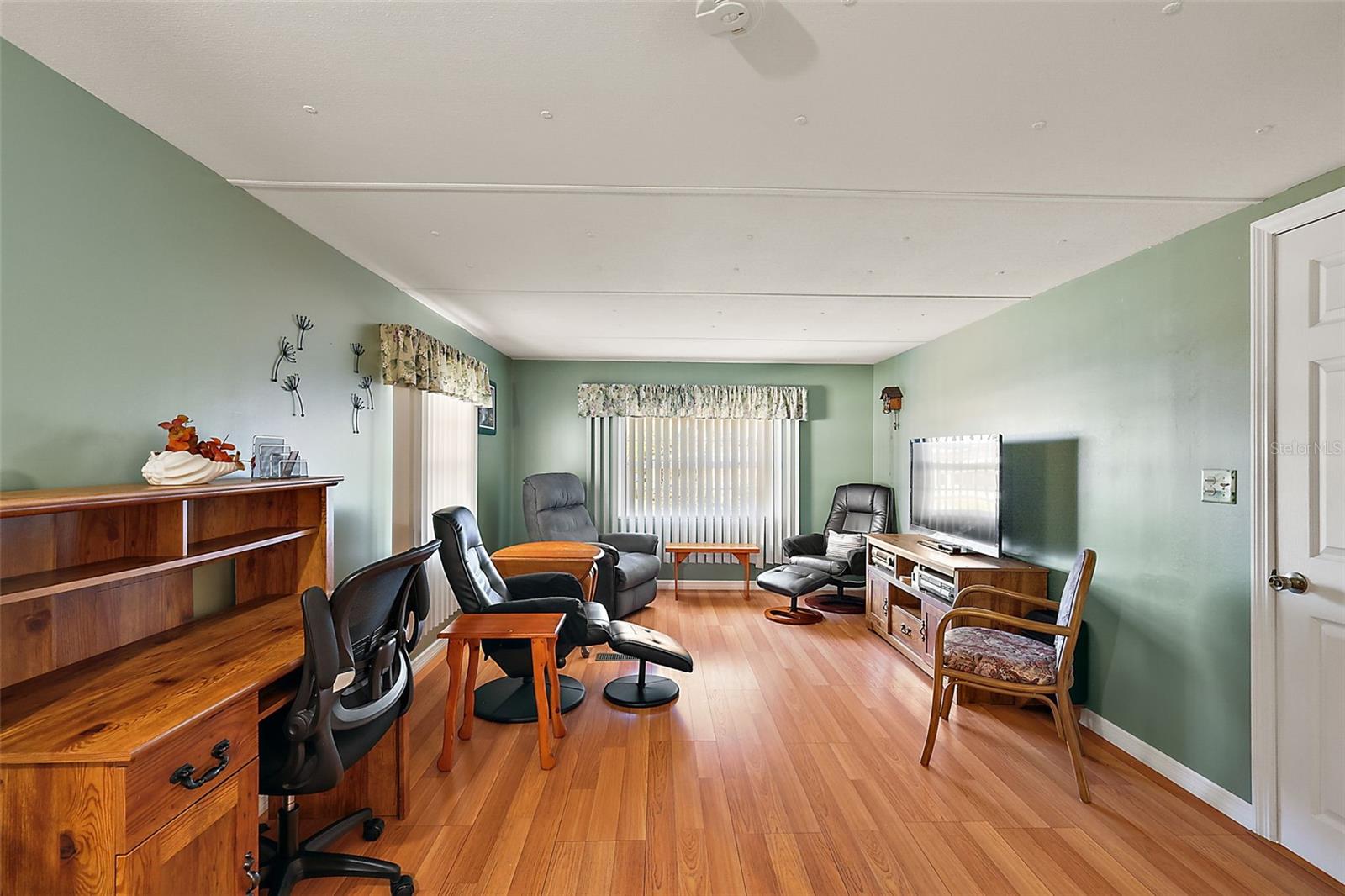 813 ROYAL PALM AVE, THE VILLAGES, FL, 32159