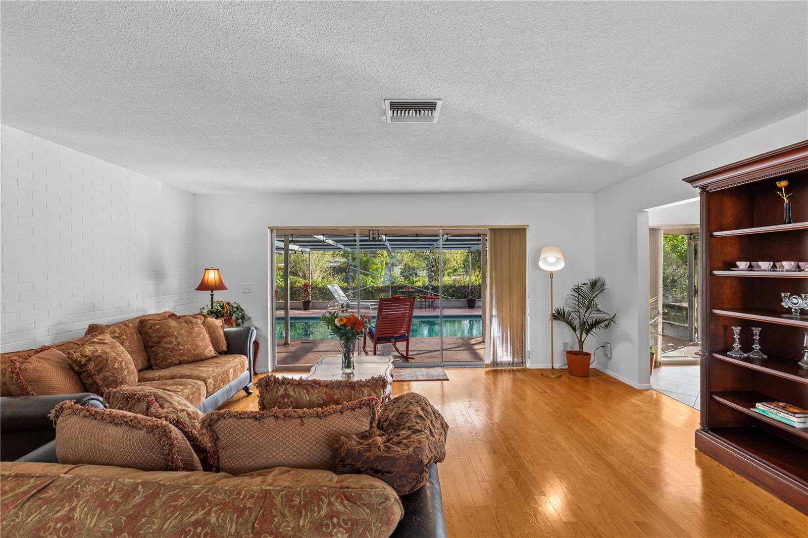 2516 ROBERTA ST, LARGO, FL, 33771