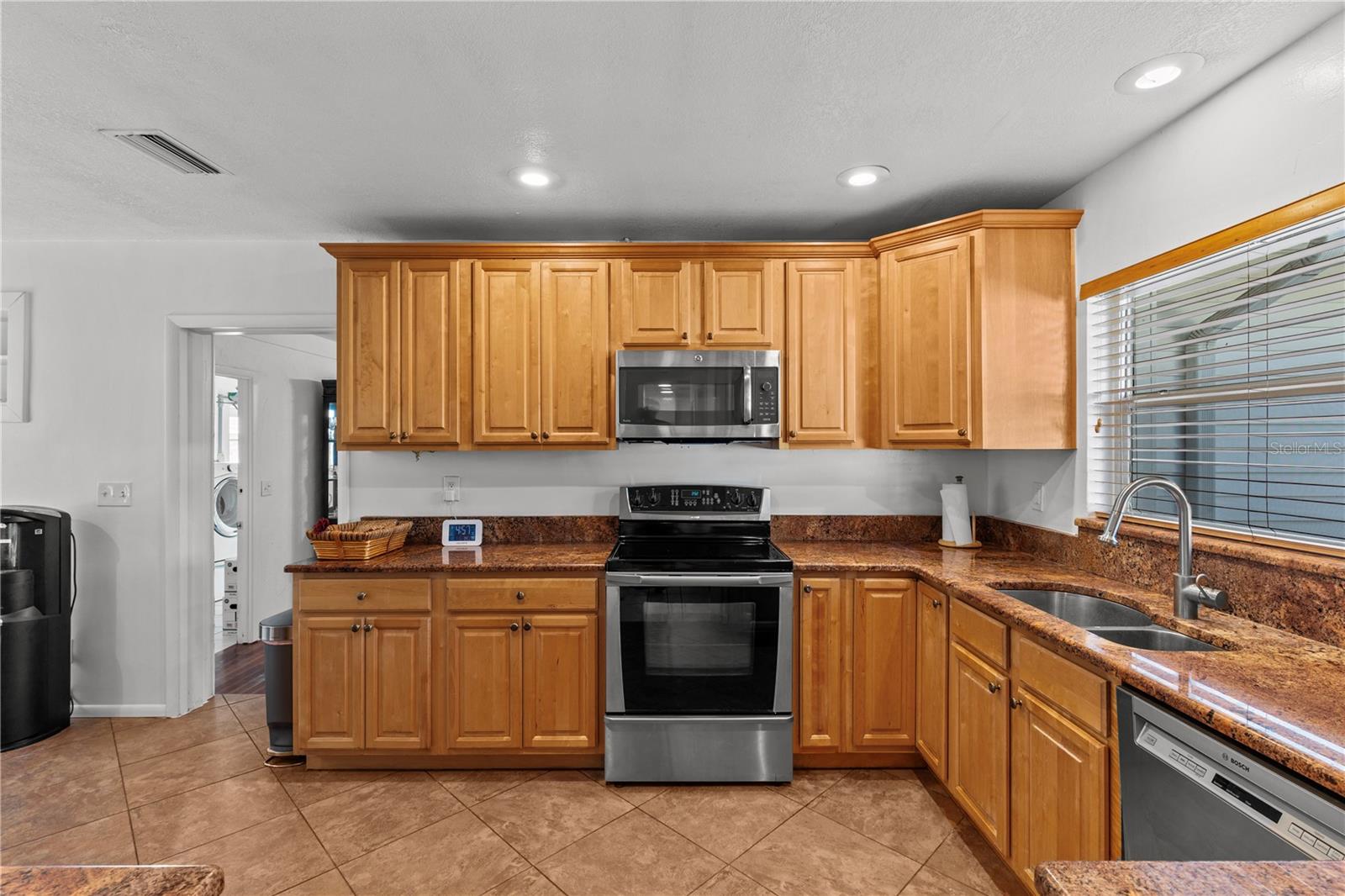 2516 ROBERTA ST, LARGO, FL, 33771