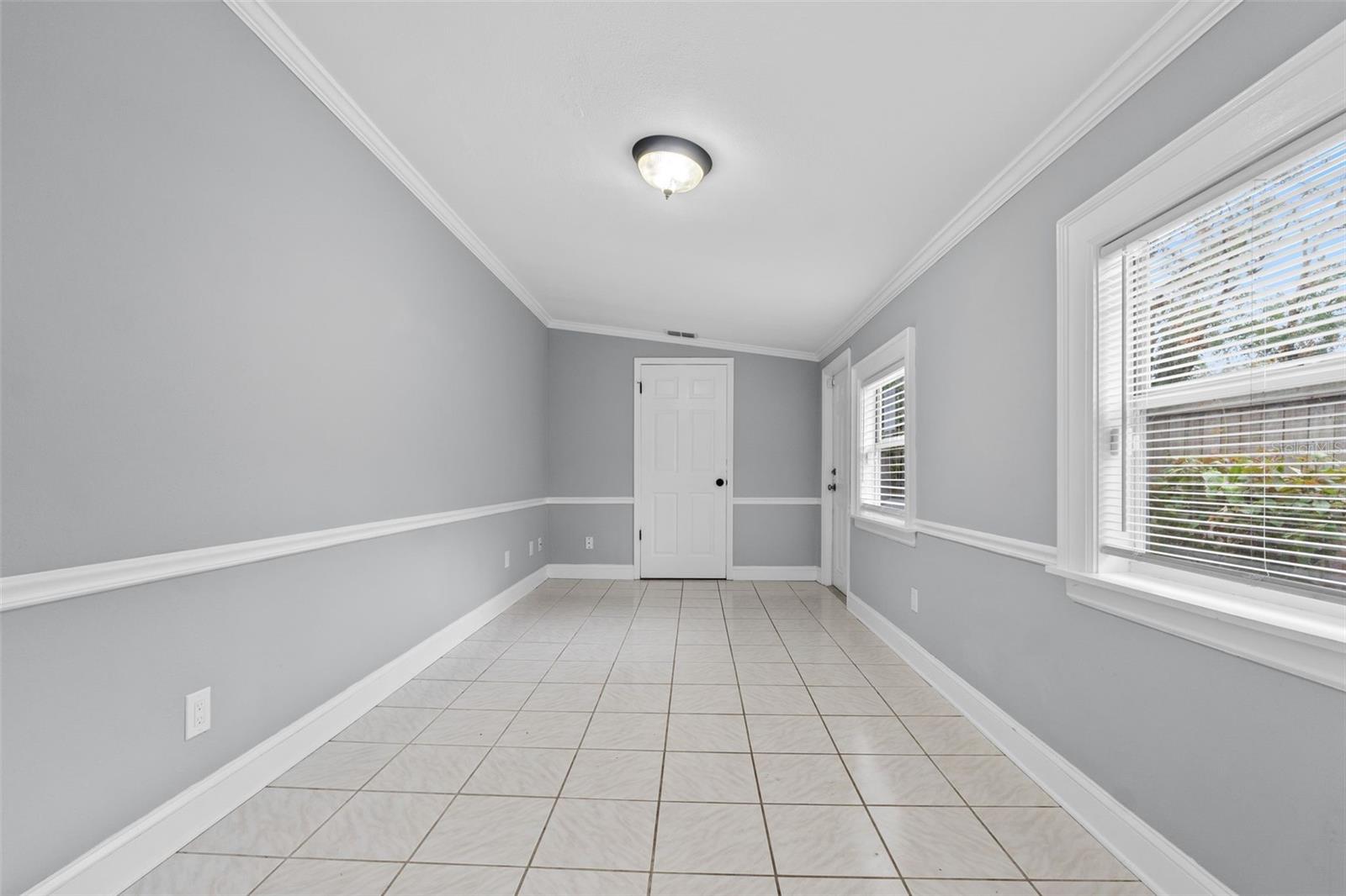 7609 N HIGHLAND AVE, TAMPA, FL, 33604