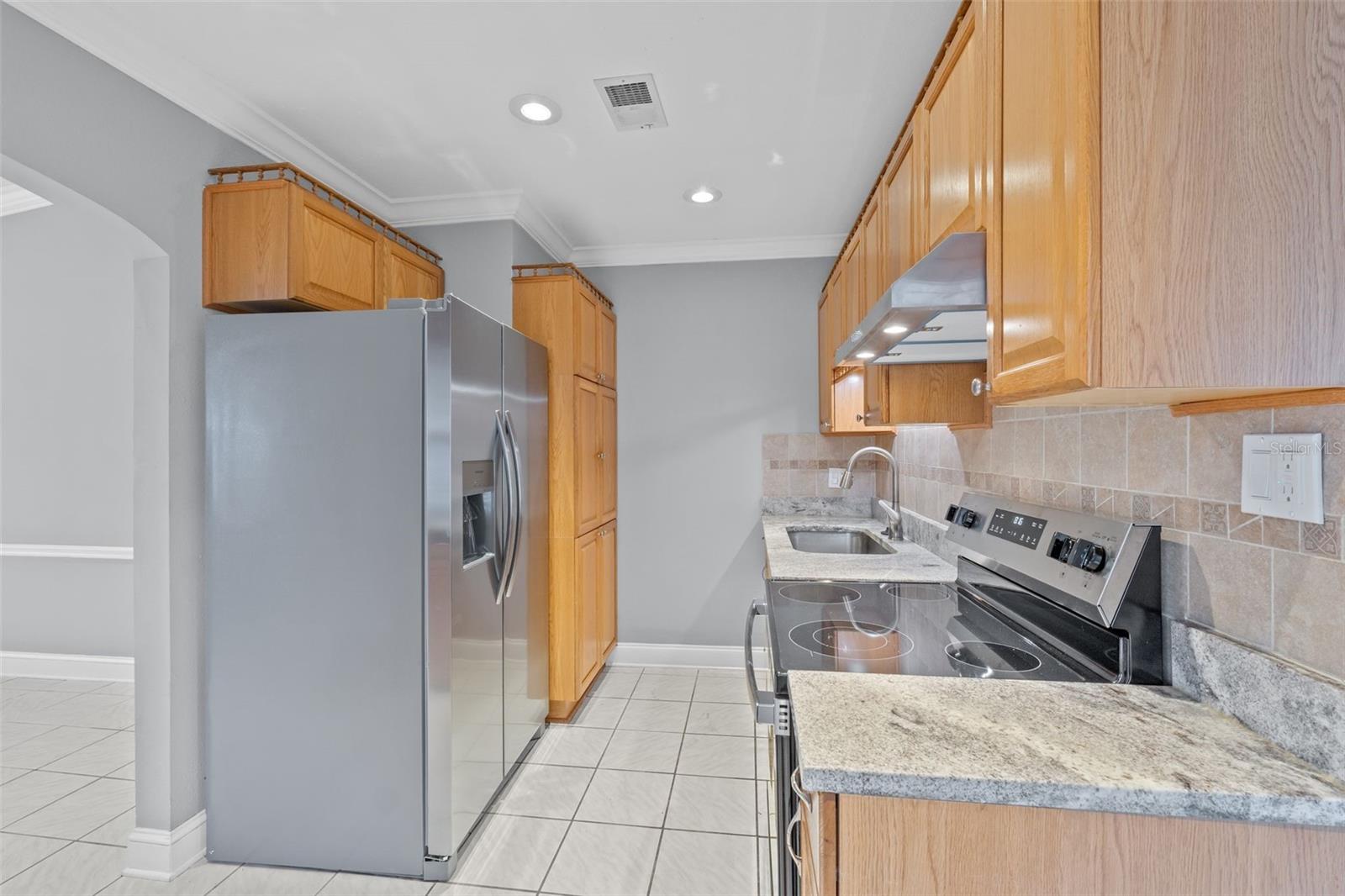 7609 N HIGHLAND AVE, TAMPA, FL, 33604