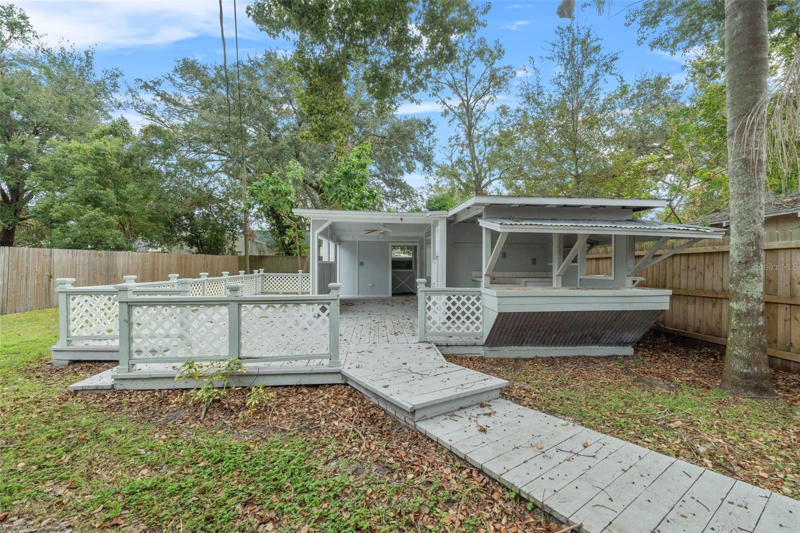 7609 N HIGHLAND AVE, TAMPA, FL, 33604