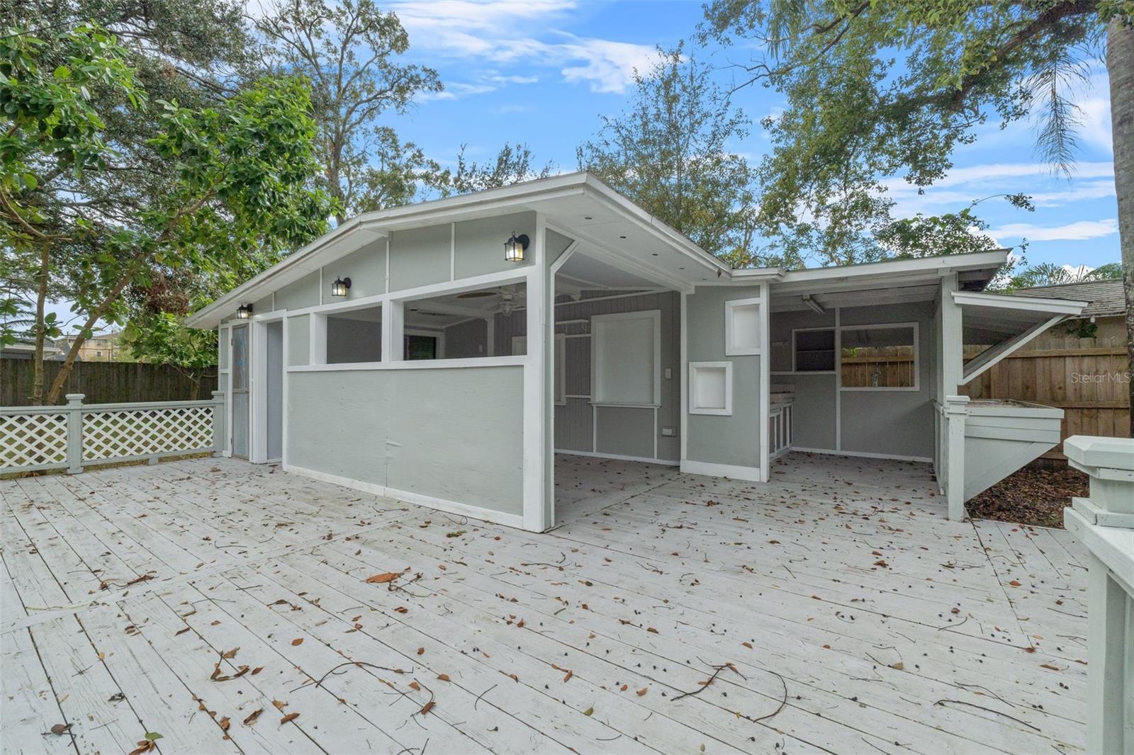 7609 N HIGHLAND AVE, TAMPA, FL, 33604