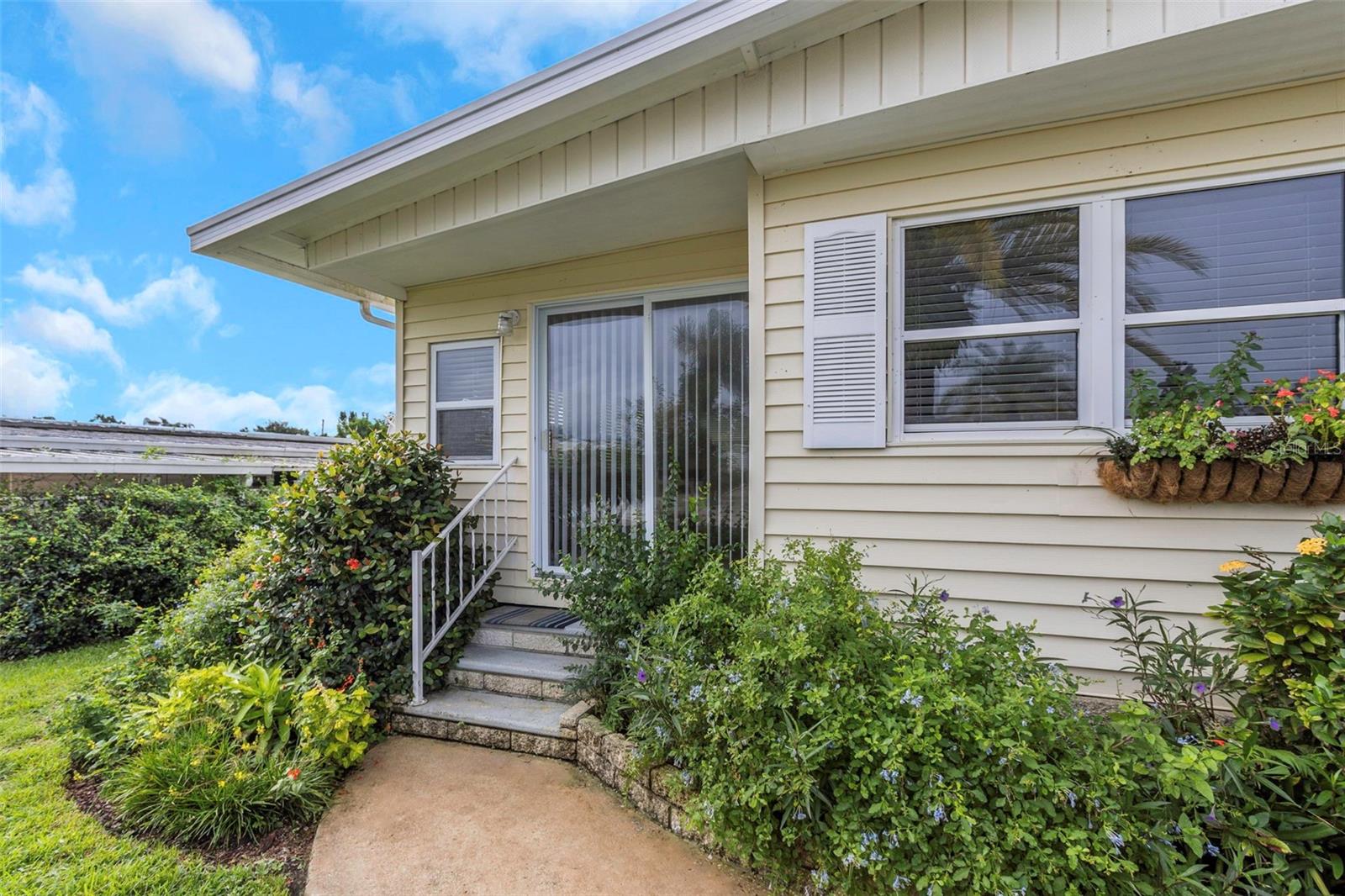 270 INDEPENDENCE AVE #10, PALM HARBOR, FL, 34684