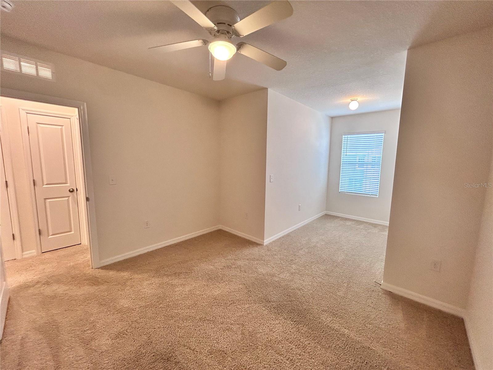 8621 FALLING BLUE PL, RIVERVIEW, FL, 33578