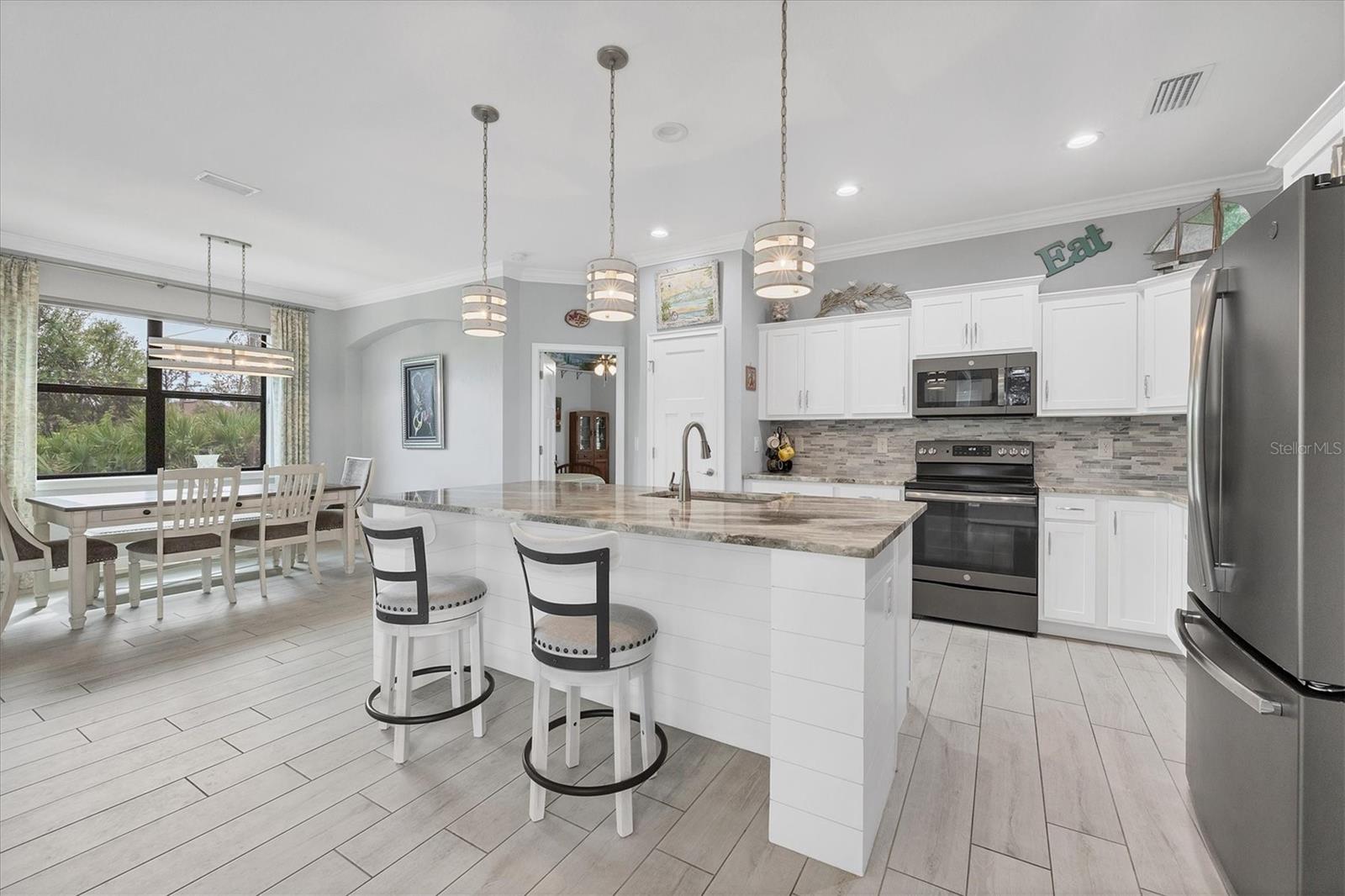 137 WAHOO DR, ROTONDA WEST, FL, 33947