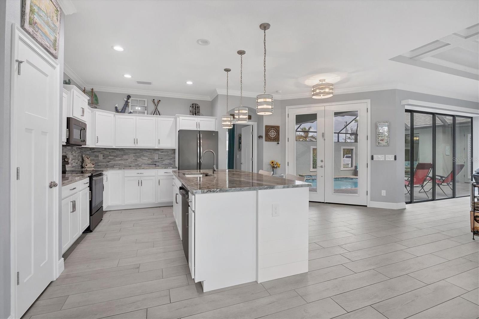 137 WAHOO DR, ROTONDA WEST, FL, 33947