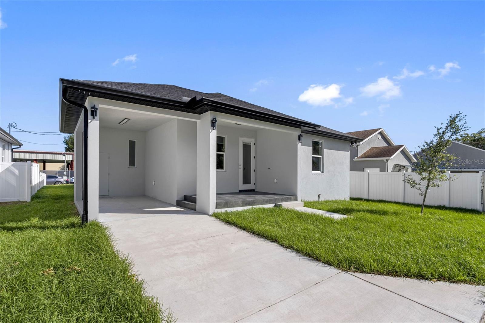 2714 W WALNUT ST, TAMPA, FL, 33607